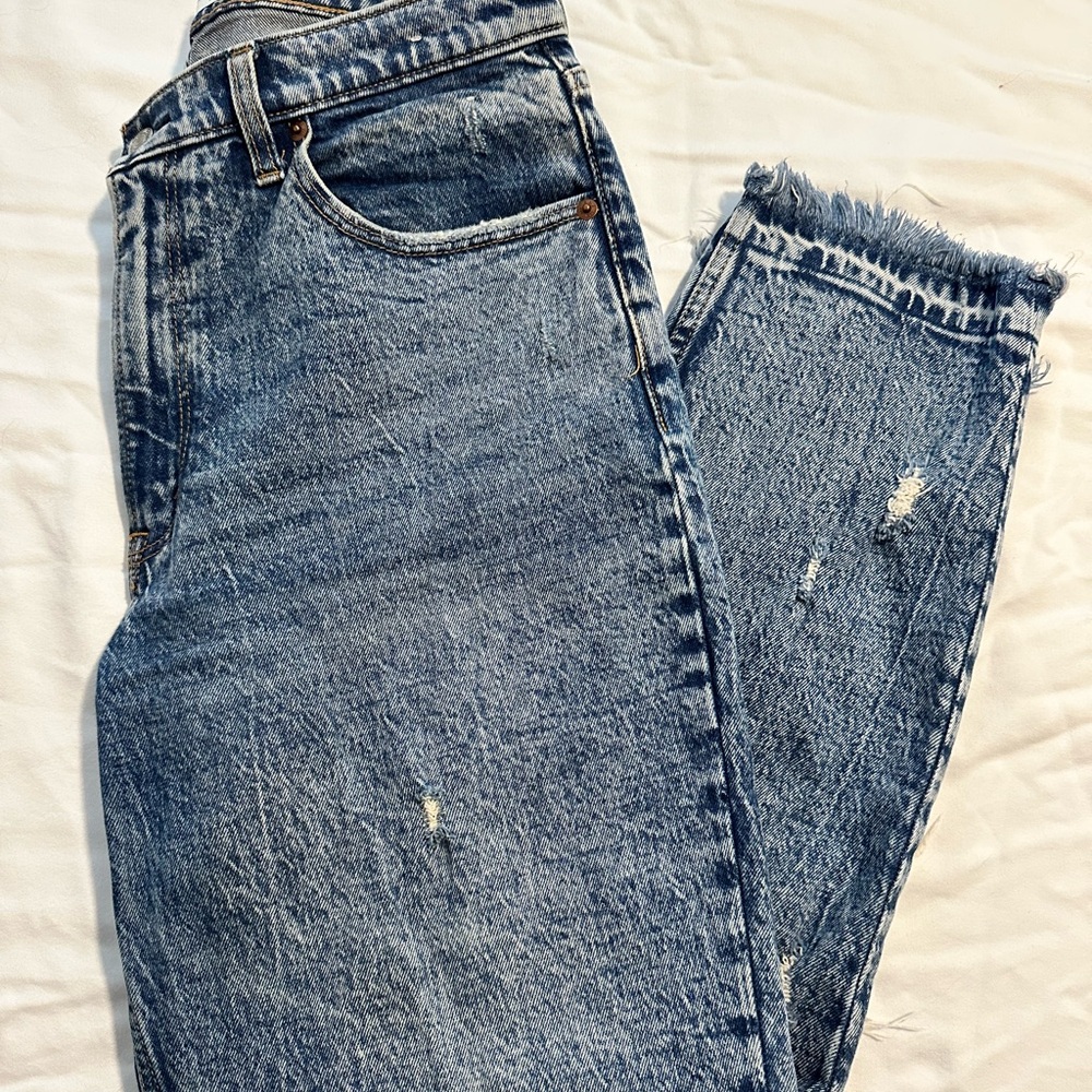 Abercrombie Mom High Rise Jeans